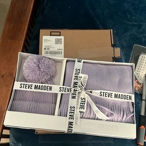Brand new Steve Madden hat and scarf set